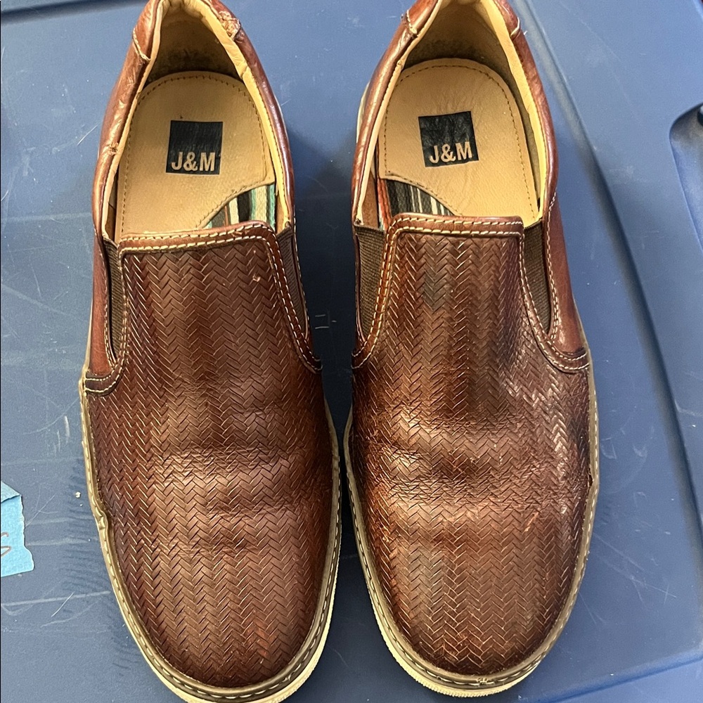 J&M Men's Classic Brown Loafers